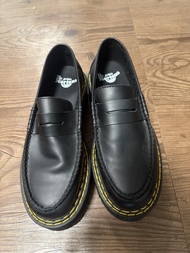 Dr. Martens 厚底樂福鞋