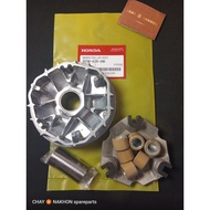 ( CNK THAI ) ROLLER ASSY HOUSING KZR VARIO 125 OLD FI 2012 - 2014 ROLLER SET
