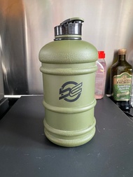 BC 2.2L Water Bottle 水壺