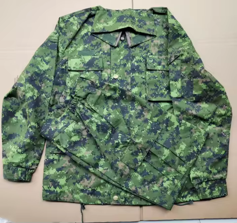 Canada Camouflage Uniform Man Jungle TW Include Jacket Pants