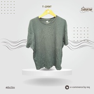 / T-shirt Plain T-shirt by Giordano