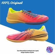 Specs Accelerator Ligtspeed 4 Pro IN Futsal Shoes Original Specs Futsal Shoes