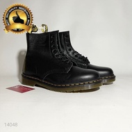 Boots Dr Martens 1460 Pascal Virginia High 8 Hole Black Leather A5