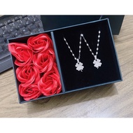 Lucky 4-leaf clover necklace - Silver women's necklace