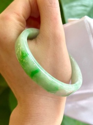 冰種 緬甸翡翠 天然A玉 玉鐲 • 白底青飄花翡翠方鐲