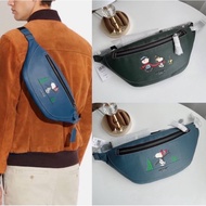 (Cash-Installment) 13-Inch Chest Strap CE618 X Peanuts Warren Belt Bag