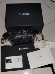 Chanel gabrielle hobo bag with handle (M size)