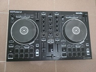Roland DJ-202 Serato DJ 控制器