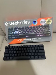 SteelSeries Apex Pro Mini Wireless 機械式鍵盤