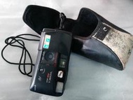 Yashica AF AW-mini早期用底的傻瓜自動相機(附閃光燈&日期顯示）+原廠皮套/有使用與灰塵痕跡，不知好壞，