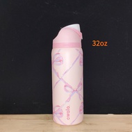 Owala กระบอกน้ำผูกโบว์น่ารัก แก้วเก็บความเย็นหลอดดูดน้ํา 950ML แก้วน้ำสแตนเลส 304 ขวดน้ำพกพา แก้วพกพ