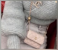 Chanel 2022 米色金球腰包 mini clutch