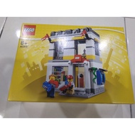 LEGO Exclusive Brand Store 40305