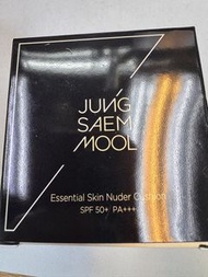 Jung Saem Mool Essential Skin Nuder Cushion SPF50+ 粉底