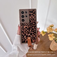 8 ️ ⃣ Simple Leopard Print Lanyard Suitable for Samsung S25Ultra Phone Case s24/23 Shock-resistant C