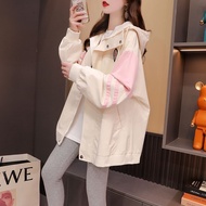 宽松休闲连帽工装外套女春秋时尚洋气减龄设计感上衣Loose Casual Hooded Crock Coat Women's Spring and Autumn Fashion