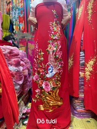 VẢI MAY ÁO DÀI TRUNG NIÊN CAO CẤP CHO BÀ SUI VẢI LỤA MANGO THÊU HOA VÀ CHIM CÔNG LẮC TAY THỦ CÔNG CH