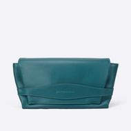 กระเป๋าสะพายข้าง หนังแท้ Me Phenomenon - Ronda