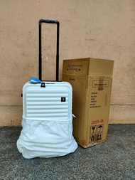 100% new in box 現貨 available WHITE SMALL HAND CARRY Japan Hinomoto 360 double wheels luggage front o