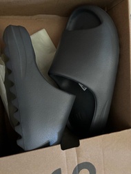 adidas yeezy slide