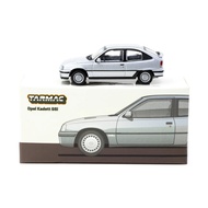 Tarmac Works 1/64 Opel Kadett GSi Silver