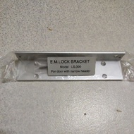 Em lock L bracket LS300