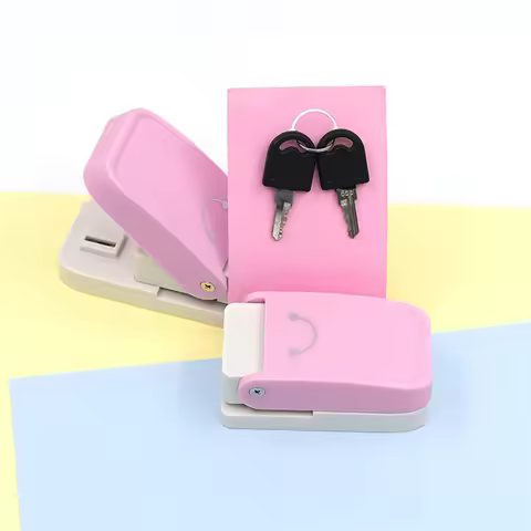 1 keychain embossing machine, keychain puncher, handmade, smiley face pattern puncher (shell color r