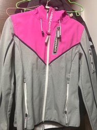 Superdry運動外套