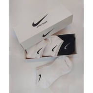 Nike 5 in 1 Socks Black / White
