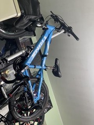 藍色小朋友單車