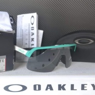 Kacamata sepeda OAKLEY SUTRO LITE ORIGINAL