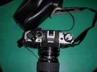 日本 Canon AE-1 PROGRAM 傳統相機 底片式 鏡頭70mm LENS  含鏡蓋 皮套 收藏價值 照相機