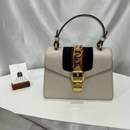 GUCCI 470270 白Sylvie 小號