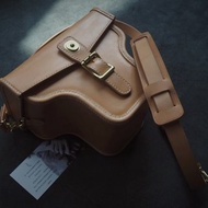 純手工牛皮微單/單反/膠片相機包 顏色款式可客製化 攝影師禮物