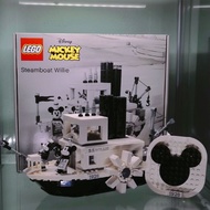 LEGO IDEAS 21317 Steamboat Willie