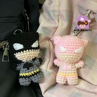 GANTUNGAN Keychain Couple Amigurumi Batman & Batgirl || Batman & Batgirl Couple Knitted Keychain || 