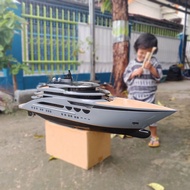 RC Boat Kapal Pesiar / Mega Yatch