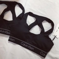 Calvin klein bralette size xs or s 有pad 圓領款 jennie