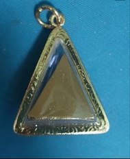 能量力泥金字塔三期2562年 龍婆行帕里 限量：1999粒