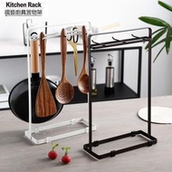 鯨品購 - 日貨熱賣 廚具置物架 廚房架子收納架 儲物架 鏟勺架 廚具架鍋 鏟湯勺掛架 多功能掛架（白色）廚房吊架 廚房掛架 烹飪工具架 廚房掛勾 廚房壁架 廚房設備掛架 廚房用品吊掛架 多功能廚房架