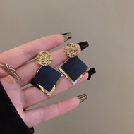 Square Earrings Female Design All-Match Black Earrings Trendy Mature High-End Full Body Earrings 107