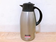 『八成新』ZOJIRUSHI 象印：1.9L不銹鋼桌上型手提保溫瓶（SH-FG19-XA）保溫壺  熱水壺  露營熱水瓶