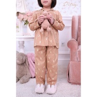 Ditsy nightgown June25