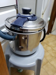 $200 Tefal pressure cooker