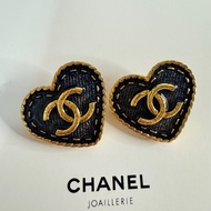Chanel牛仔愛心夾式耳環(大款）