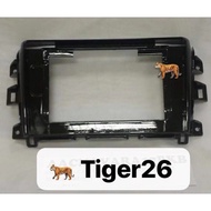 10" INCH ANDROID PLAYER CASING NISSAN NAVARA NP300 2017 18 19 20 21 2020 UV PIANO BLACK BRIGHT DASH 