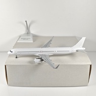 JC Wings BK1013 1: 200 White Box Blank Machine A321neo Alloy Airplane Model