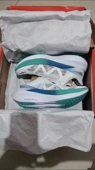 Ortuseight Sepatu Lari/Running Hyperglide 3.1 White /Cyan