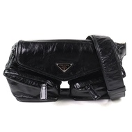 成色極佳 △PRADA 2VH174 三角形Logo皮革單肩包/斜背包 黑色，附防塵袋 義大利製 男士推薦◎