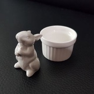 陶瓷公仔兔寶寶與布丁杯